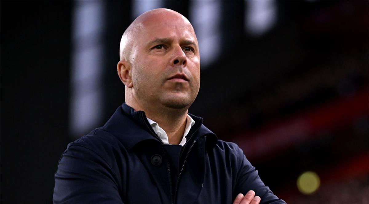 هل يستطيع ليفربول الفوز بالدوري الإنجليزي مجدداً؟ سلوت يُجيب!