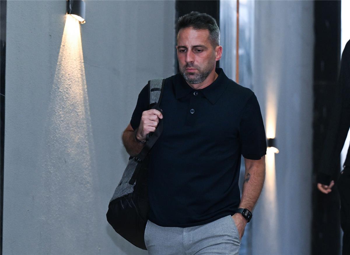 الزمالك في أزمة: هل تُعيق التحديات المالية تغيير المدرب؟