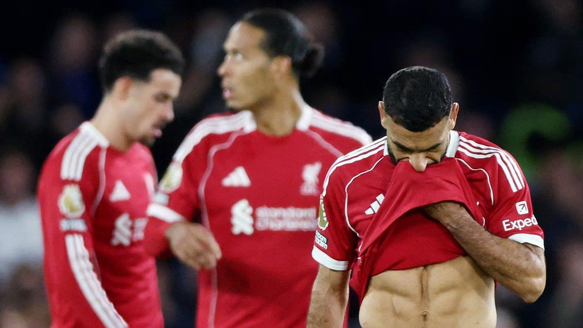 تحليل شامل: تراجع مستوى محمد صلاح وأثره على أداء ليفربول هذا الموسم